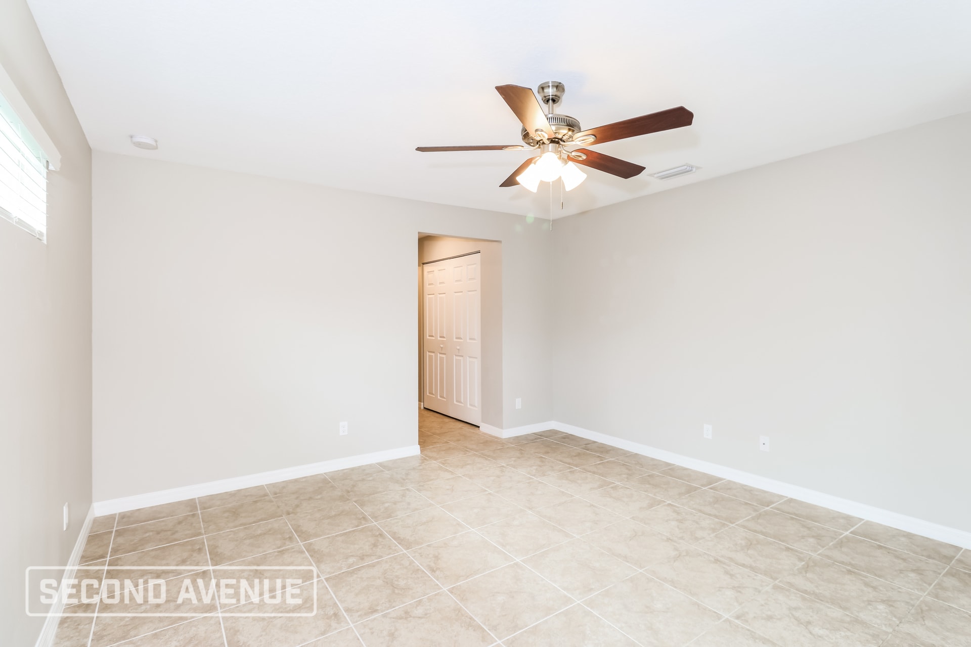 Building Photo - 266 Brandt Ave NE