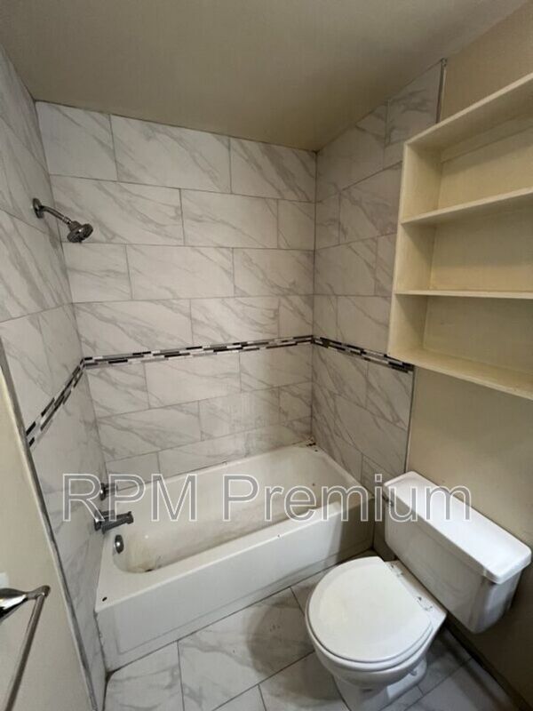 Building Photo - 5268 S Brightside View Dr