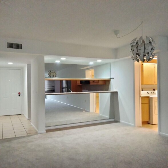 Building Photo - 2791 Village Blvd