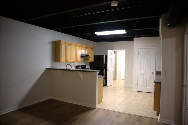 Building Photo - 3830 Mathis Airpark Rd Rd