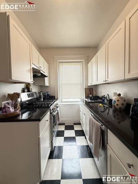 Building Photo - 25 Walbridge St