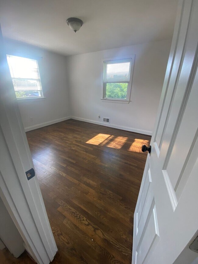 Building Photo - Stylish 5 Bedroom home in Fort Washington