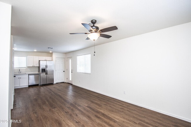 Building Photo - 2525 W State Ave