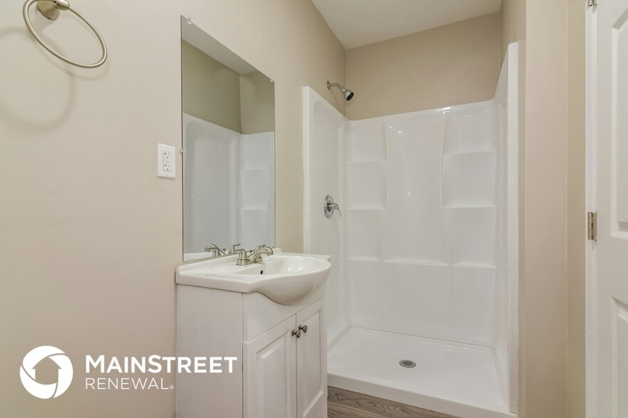 Building Photo - 4208 King Alfred Dr