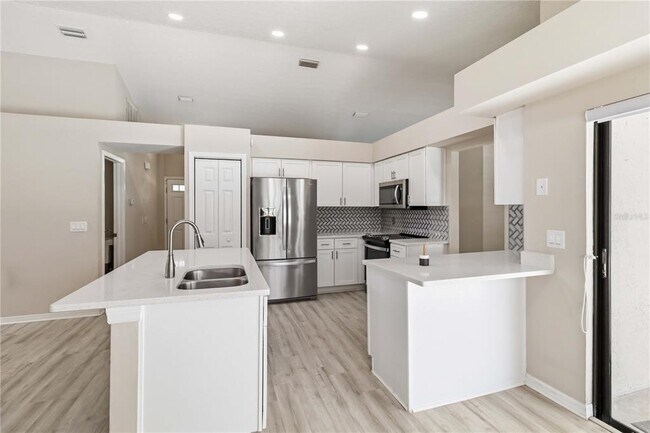 Building Photo - 2110 Laindale Pl
