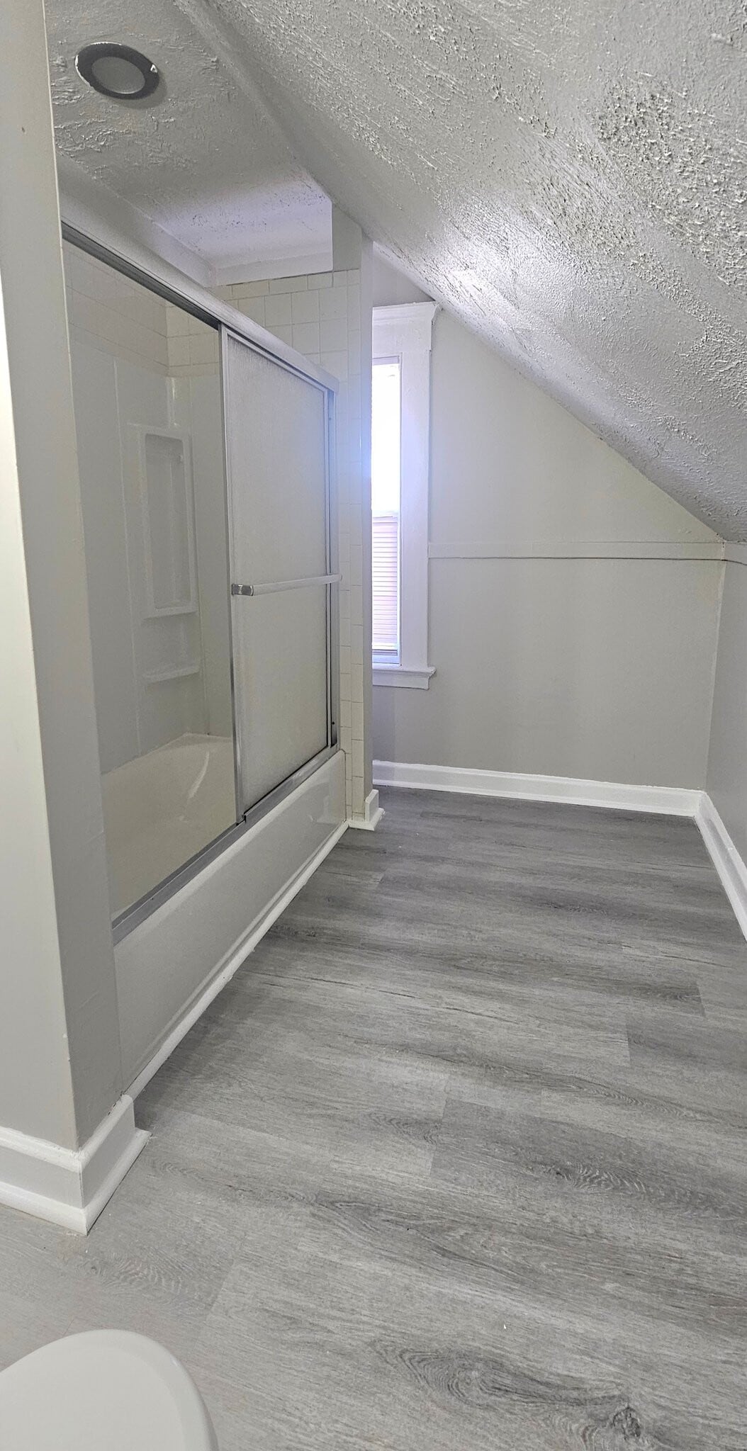 Building Photo - 83 Gibbs St