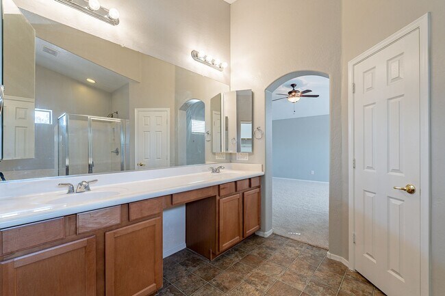Building Photo - Stunning Two Story in Laveen!