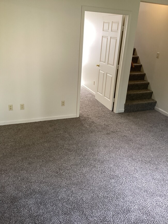 Building Photo - 1208 Howard St