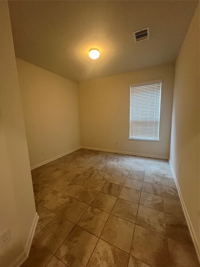 Building Photo - 14112 Harmony Ridge Trl