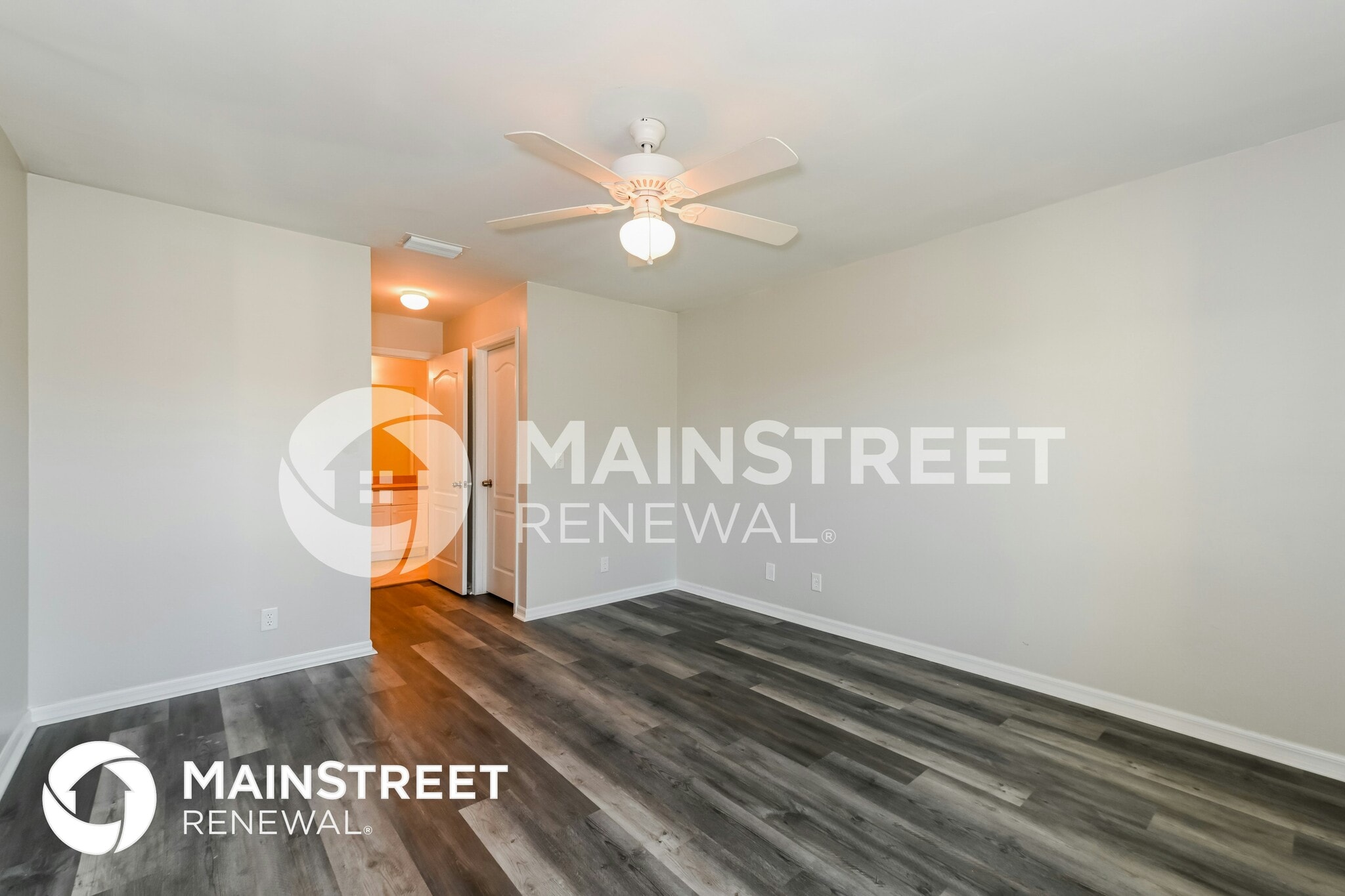 Building Photo - 2428 NE 1st Ave