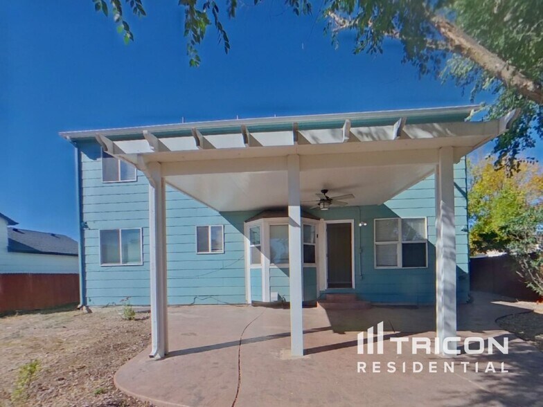 Building Photo - 862 Marshall Dr