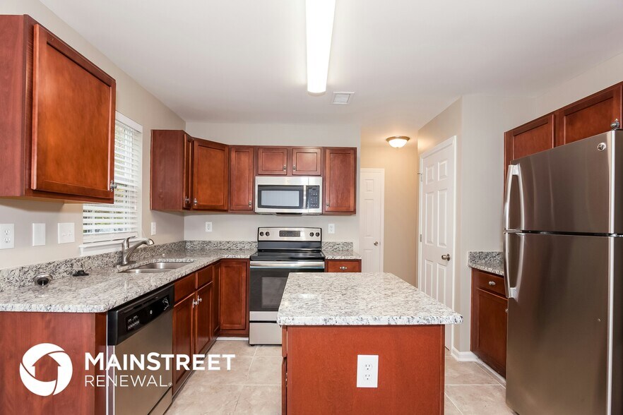 Building Photo - 1804 Summit Ridge Ln