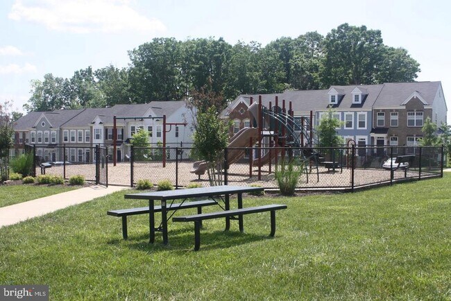 Building Photo - 11845 Lake Baldwin Dr