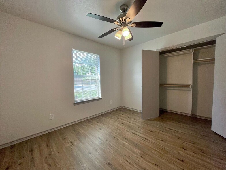 Building Photo - 4102 Opal Ave