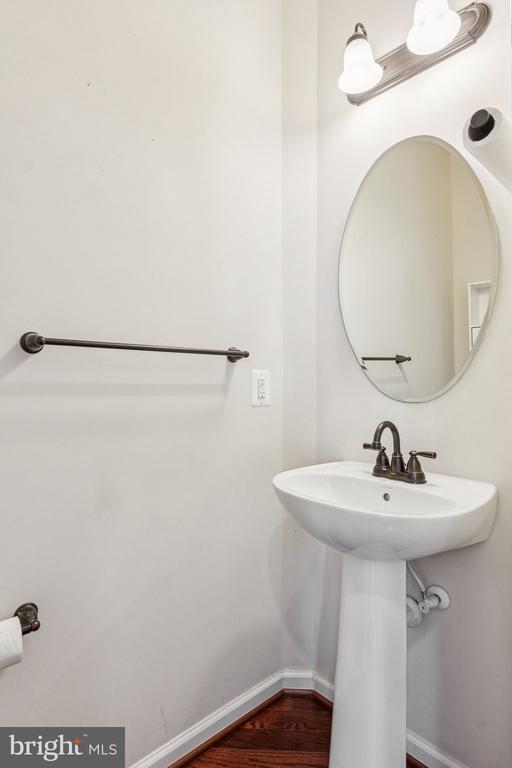 Building Photo - 15205 Orchard Farm Pl