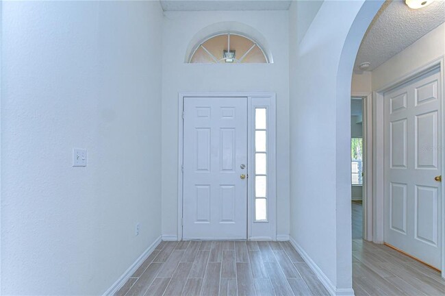 Building Photo - 18303 Elmhurst Ln