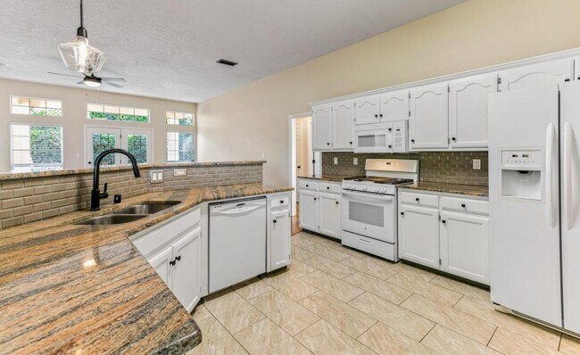 Building Photo - 4304 Prairie Hill Pl NW