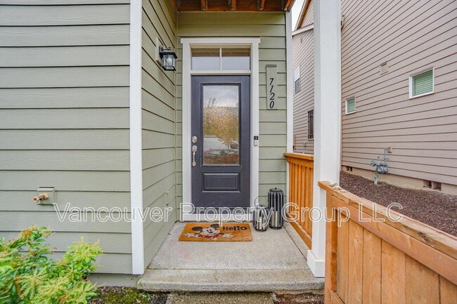 Building Photo - 7120 NE 153rd Pl
