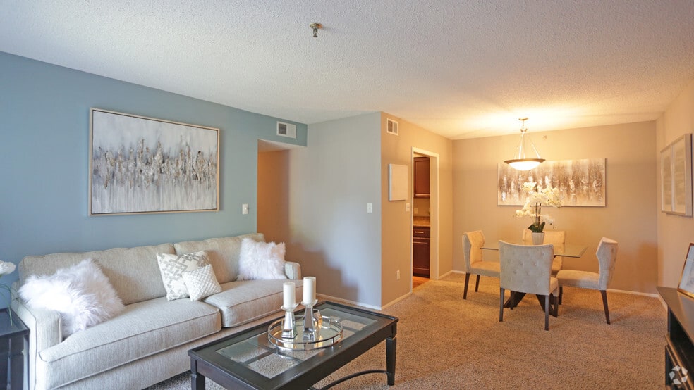 Trails at Alabaster 1740 Woodbrook Trl Alabaster AL 35007 Apartment