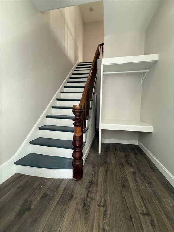 Building Photo - 9 Nashua St