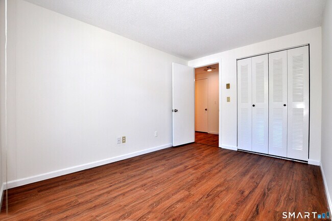 Building Photo - 45 River Colony