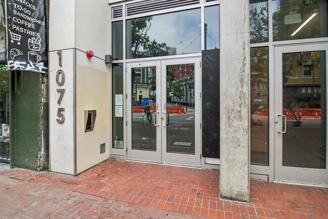 Building Photo - 1075 Market St