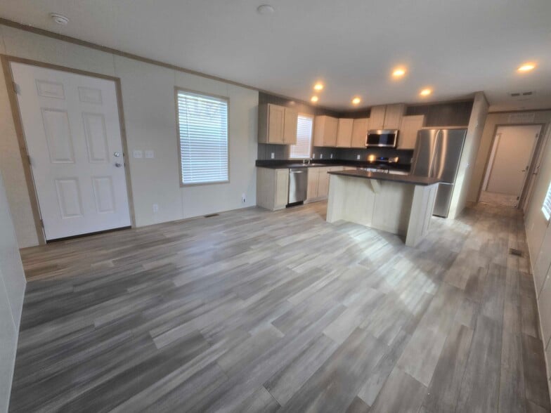 Building Photo - 3510 N 9th St