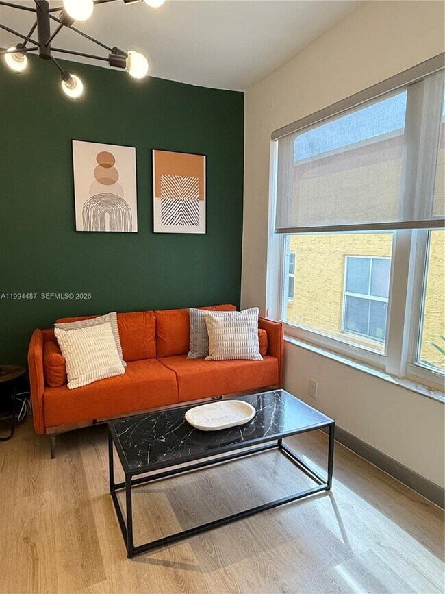 Building Photo - 1320 Drexel Ave