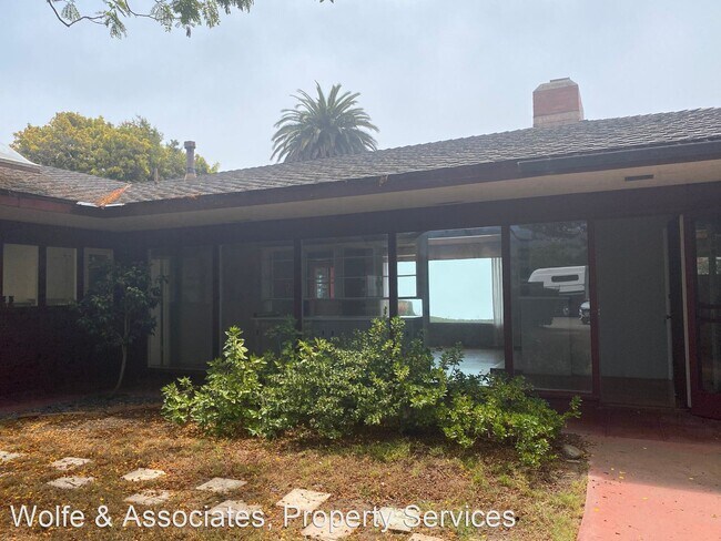 Building Photo - 3 br, 3 bath House - 3323 Cliff Drive