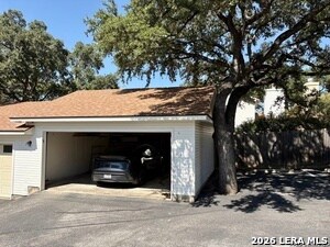 Building Photo - 6106 Vance Jackson Rd