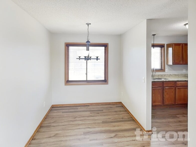 Building Photo - 13734 Glenhurst Ln