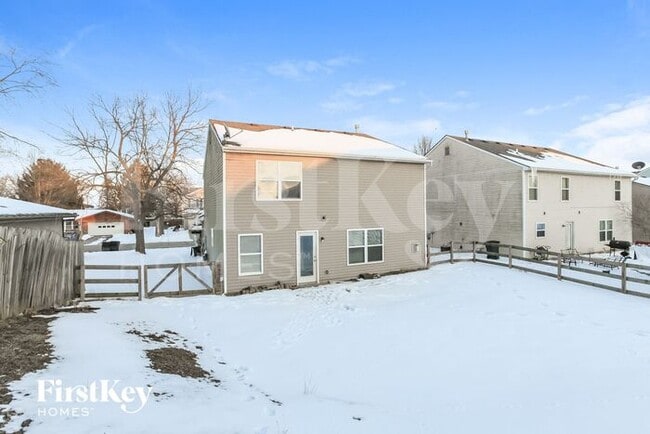 Building Photo - 917 Brookwood Dr