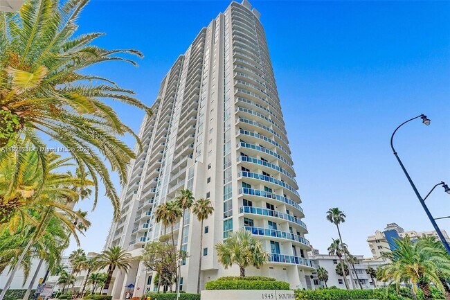 Building Photo - 1945 S Ocean Dr