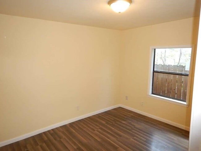 Building Photo - 7121 Conley St