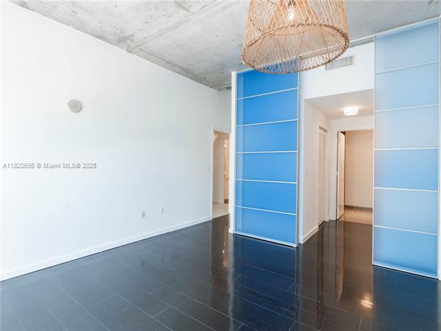 Building Photo - 3449 NE 1st Ave