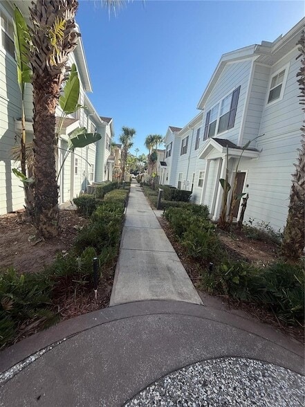 Building Photo - 2954 Lucayan Harbour Cir