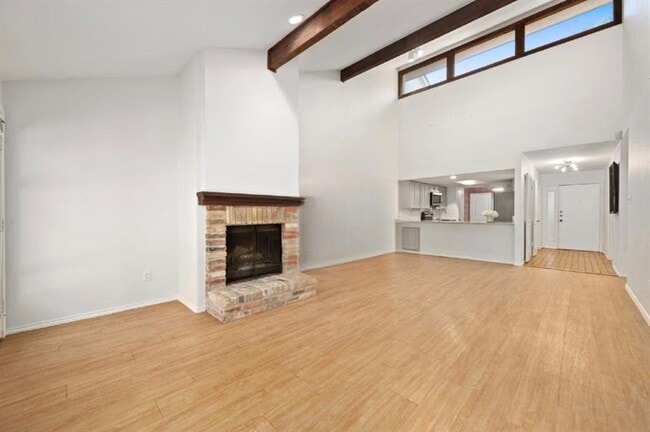 Building Photo - 3718 Steck Ave