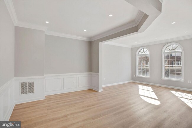 Building Photo - 43064 Shadow Terrace