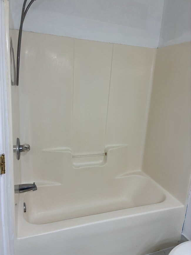 Building Photo - 6186 W Grenada St