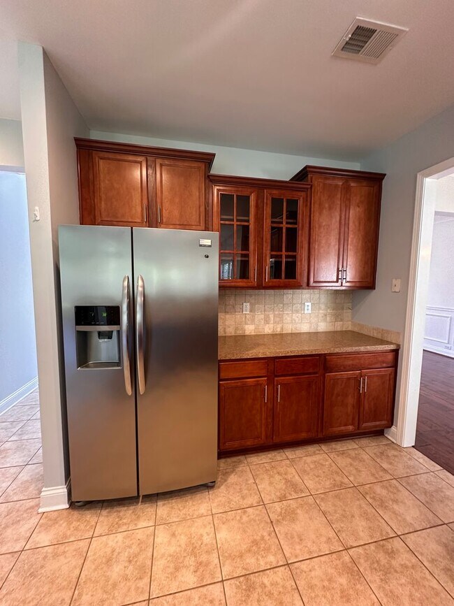 Building Photo - Elegant 4BR Home with Soaring Ceilings in The Reserve at Glenmary
