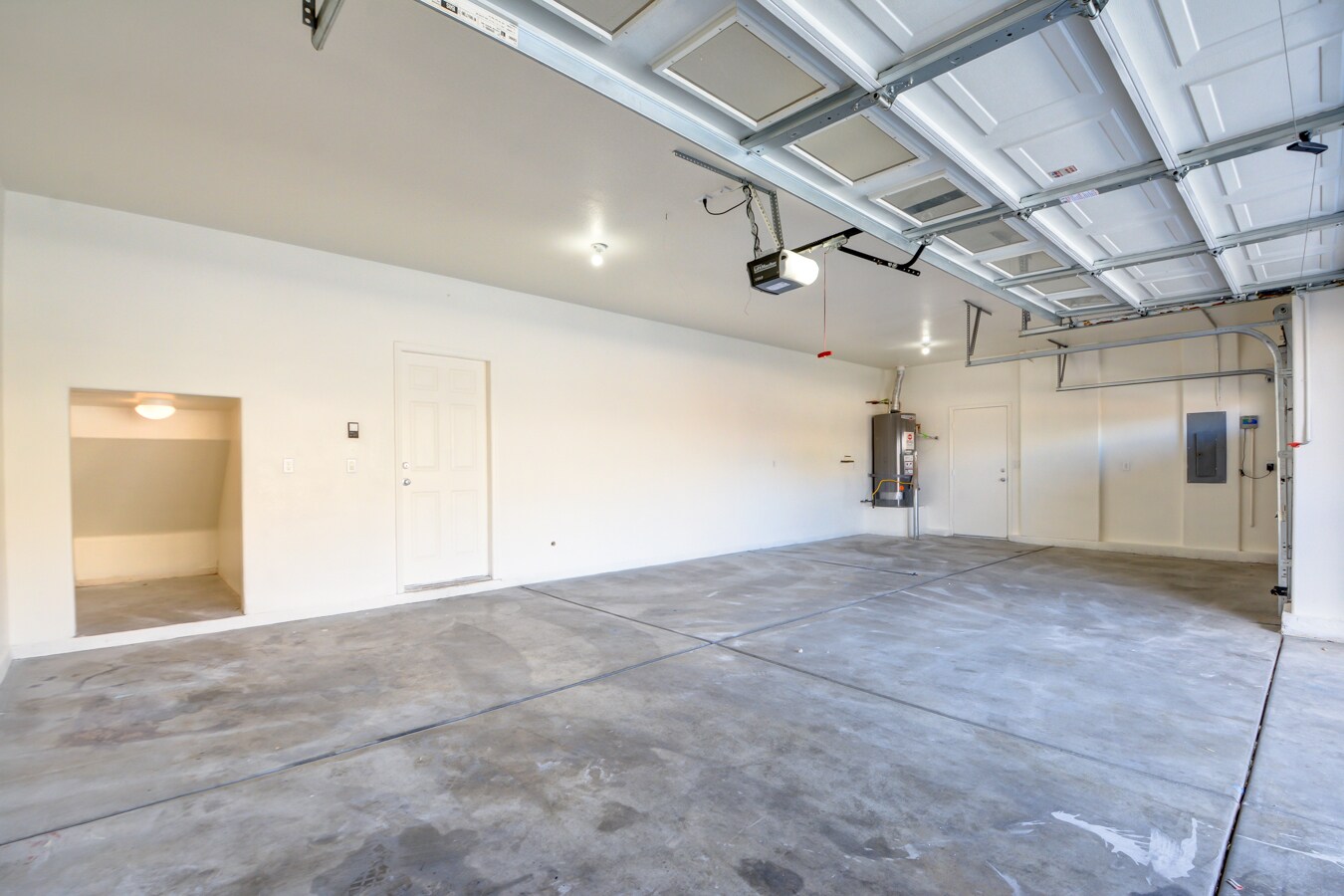 Building Photo - 9003 Greek Palace Ave