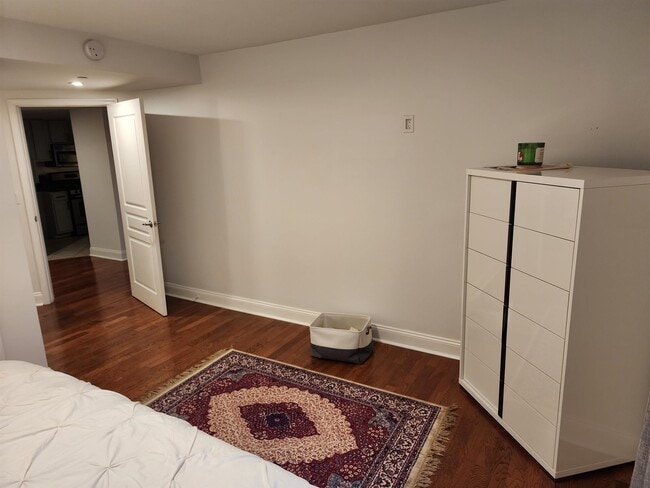 Building Photo - 4301 Park Ave