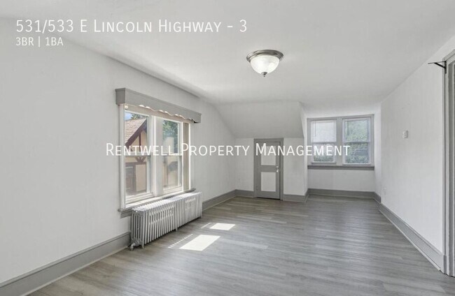 Building Photo - 531/533 E Lincoln Highway-3