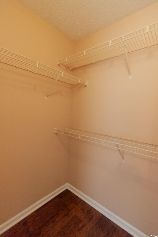 Building Photo - 3774 Hitchcock Way