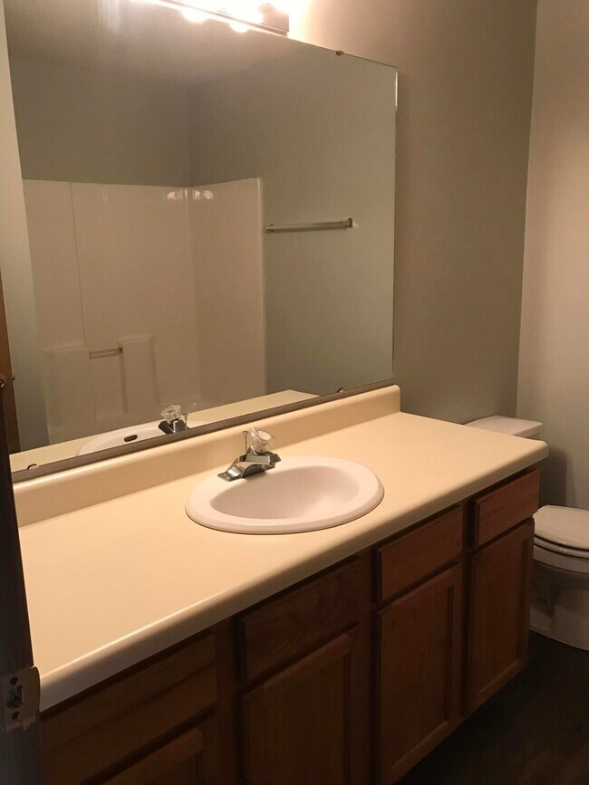 Building Photo - 5926-5928 E Limoges Dr