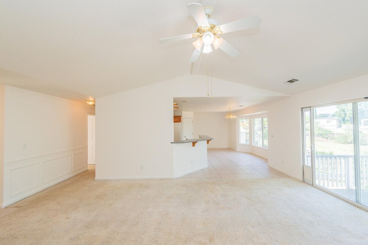 Building Photo - 188 Woodcliff Dr