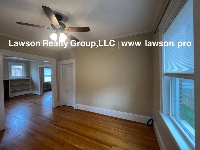 Building Photo - 1733 Maiden Ln SW