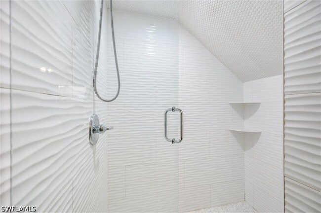 Building Photo - 940 Augusta Blvd