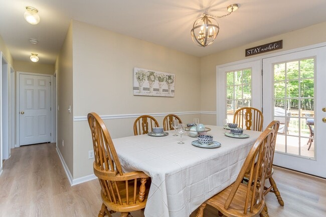Building Photo - Spacious 4-Bedroom Home in Massanutten Resort