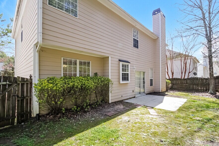 Building Photo - 3130 Kirkwood Dr NW